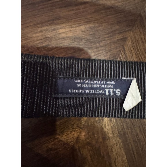 5.11 Tactical Series Belt Black Medium 32 34 Nylon Webbing Buckle - Picture 2 of 3